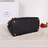 US$173.00 PRADA AAA+ Handbags #178317