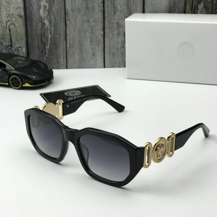 Versace AAA+ Sunglasses #375256 replica