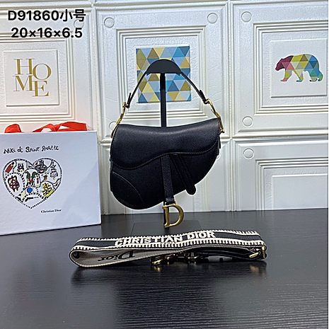 Dior AAA+ Handbags #400147 replica