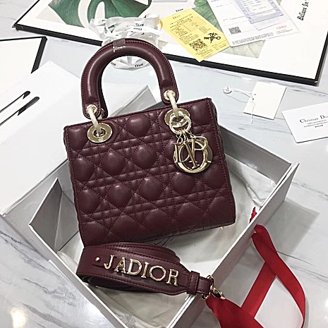 Dior AAA+ Handbags #413848 replica
