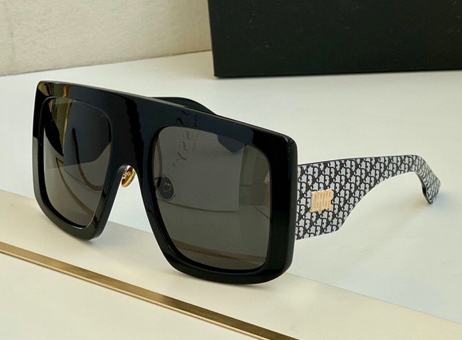 Dior AAA+ Sunglasses #421241 replica