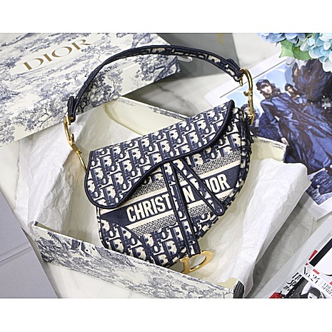 Dior AAA+ Handbags #429559 replica