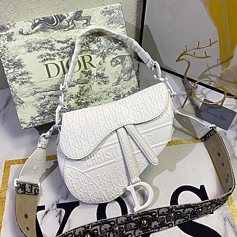 Dior AAA+ Handbags #429726 replica