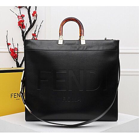 Fendi AAA+ Handbags #433391 replica