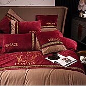 US$130.00 Versace Bedding Sets 4pcs #435617