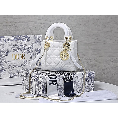 Dior AAA+ Handbags #437860 replica