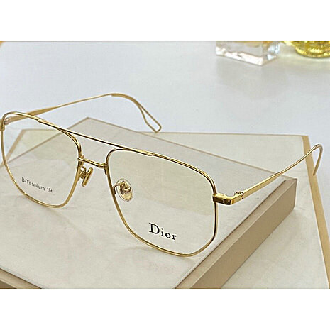 Dior AAA+ Sunglasses #444181 replica