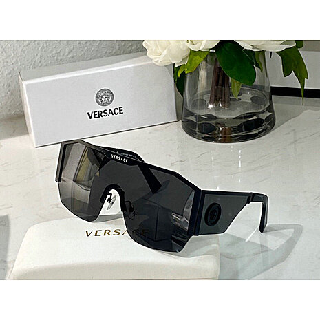 versace AAA+ Sunglasses #448715 replica