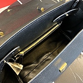 US$186.00 versace AAA+ Handbags #460750