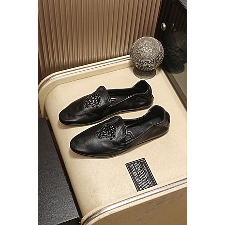 Versace shoes for MEN #464999 replica