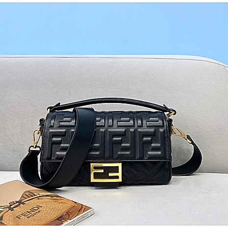 Fendi AAA+ Handbags #483146 replica