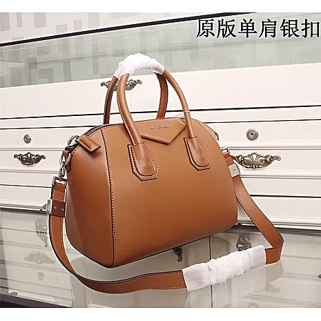 Givenchy AAA+ Handbags #484720 replica