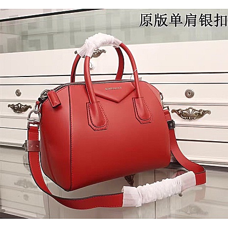 Givenchy AAA+ Handbags #484722 replica