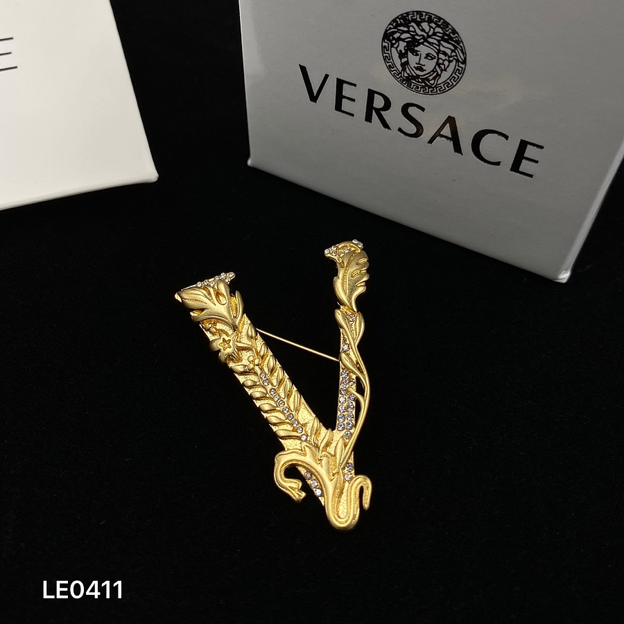 Versace brooch #493025 replica
