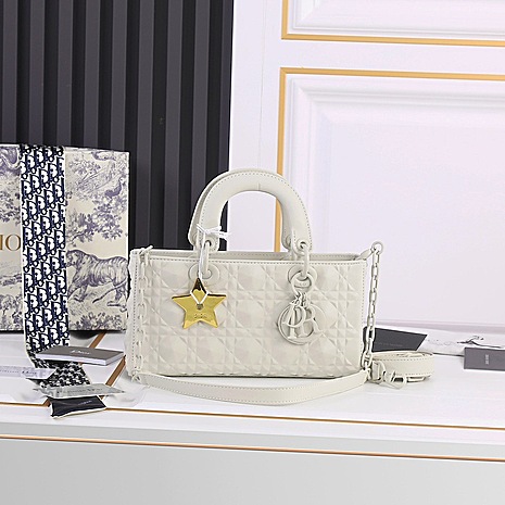 Dior AAA+ Handbags #509060 replica