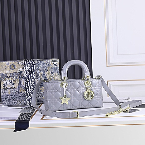 Dior AAA+ Handbags #509066 replica