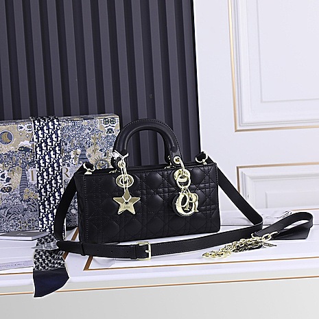 Dior AAA+ Handbags #509067 replica