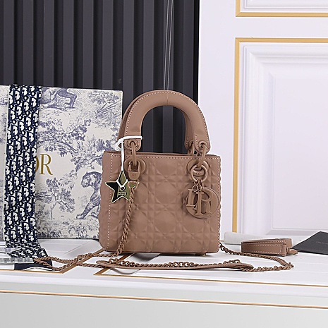 Dior AAA+ Handbags #509069 replica