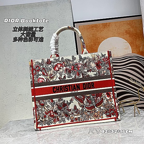 Dior AAA+ Handbags #522636 replica