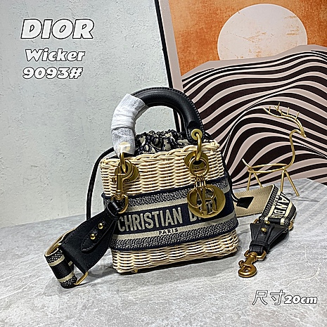 Dior AAA+ Handbags #522644 replica
