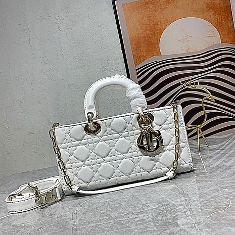 Dior AAA+ Handbags #522665 replica