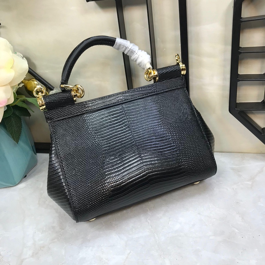 D&G AAA+ Handbags #523022 replica