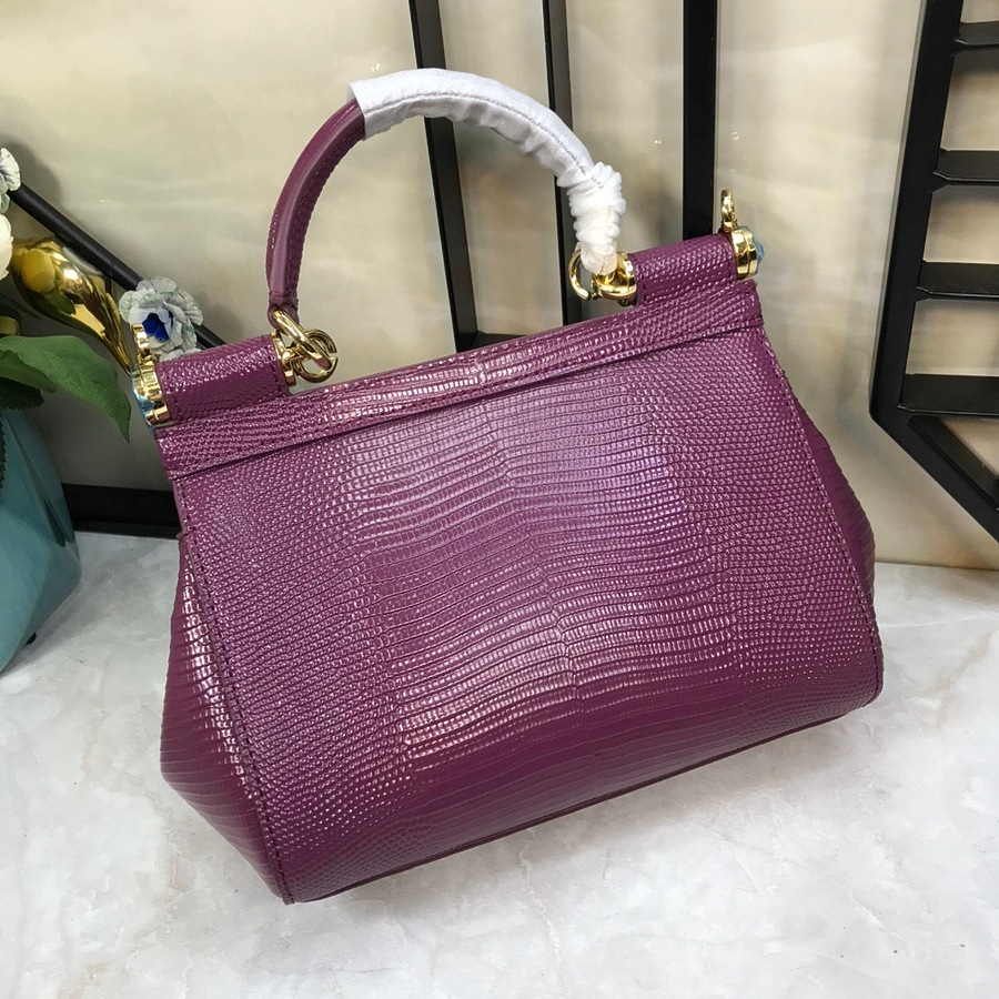 D&G AAA+ Handbags #523023 replica