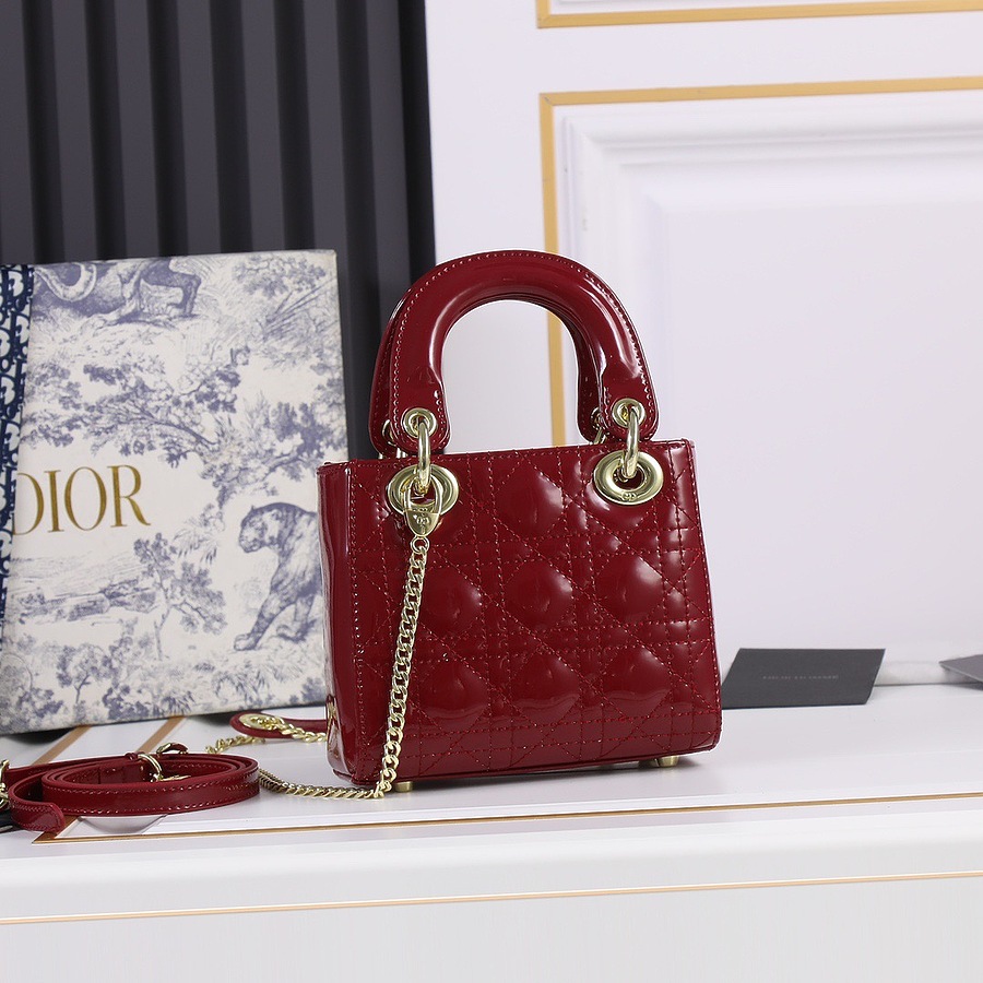 Dior AAA+ Handbags #523352 replica