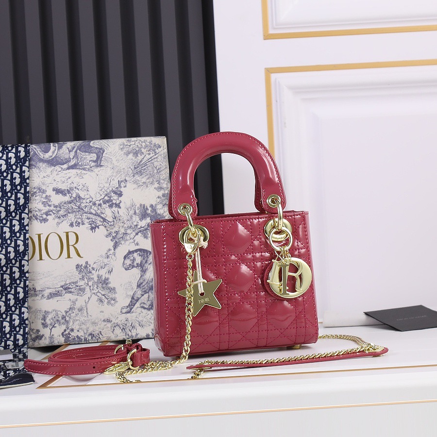 Dior AAA+ Handbags #523354 replica