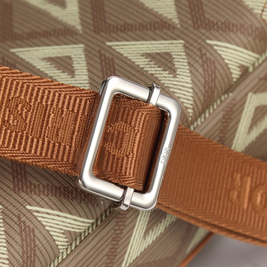 Dior AAA+ Handbags #523359 replica