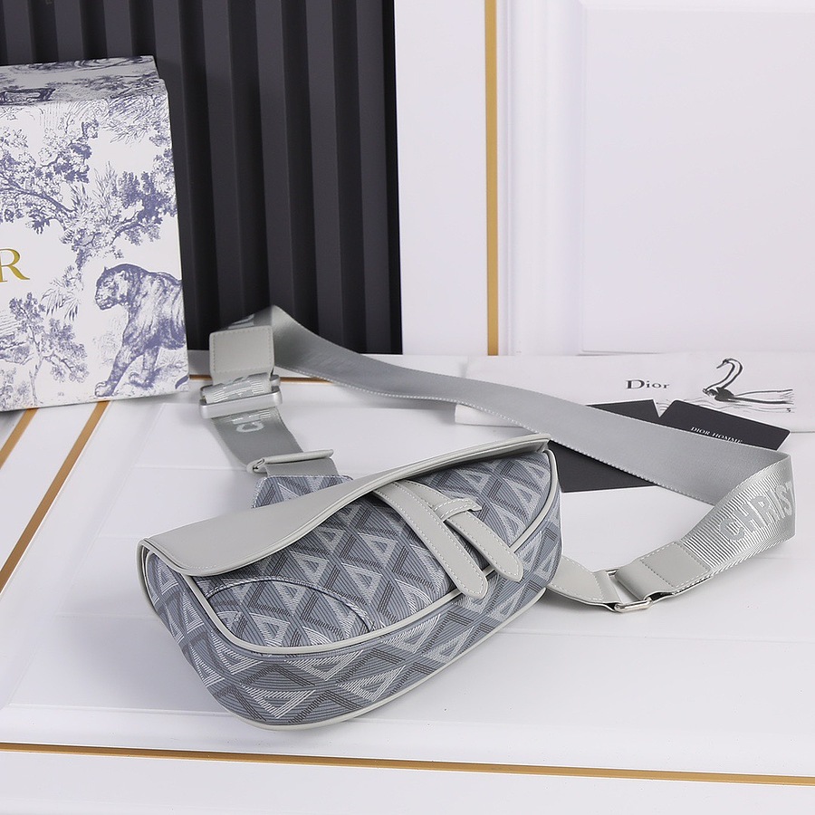 Dior AAA+ Handbags #523555 replica