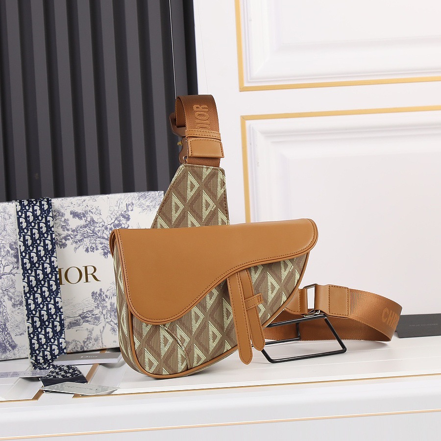 Dior AAA+ Handbags #523557 replica