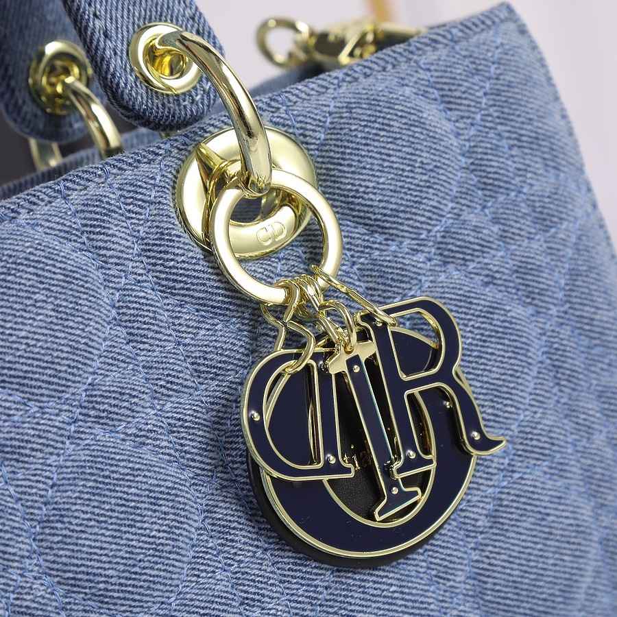 Dior AAA+ Handbags #523559 replica