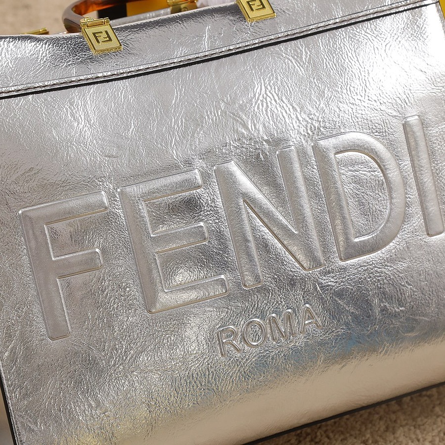 Fendi AAA+ Handbags #523705 replica