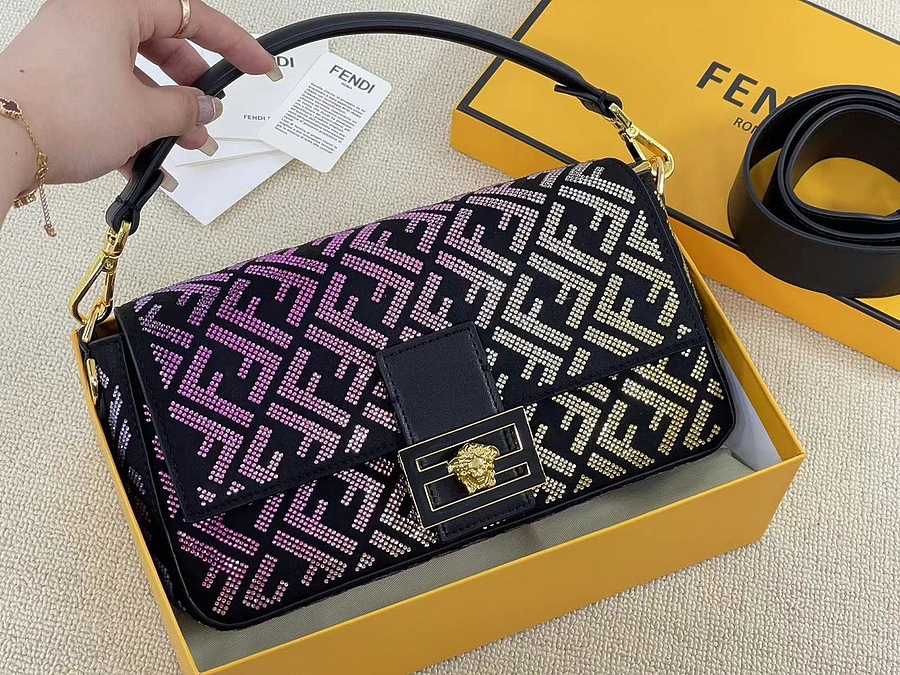 Fendi AAA+ Handbags #523870 replica