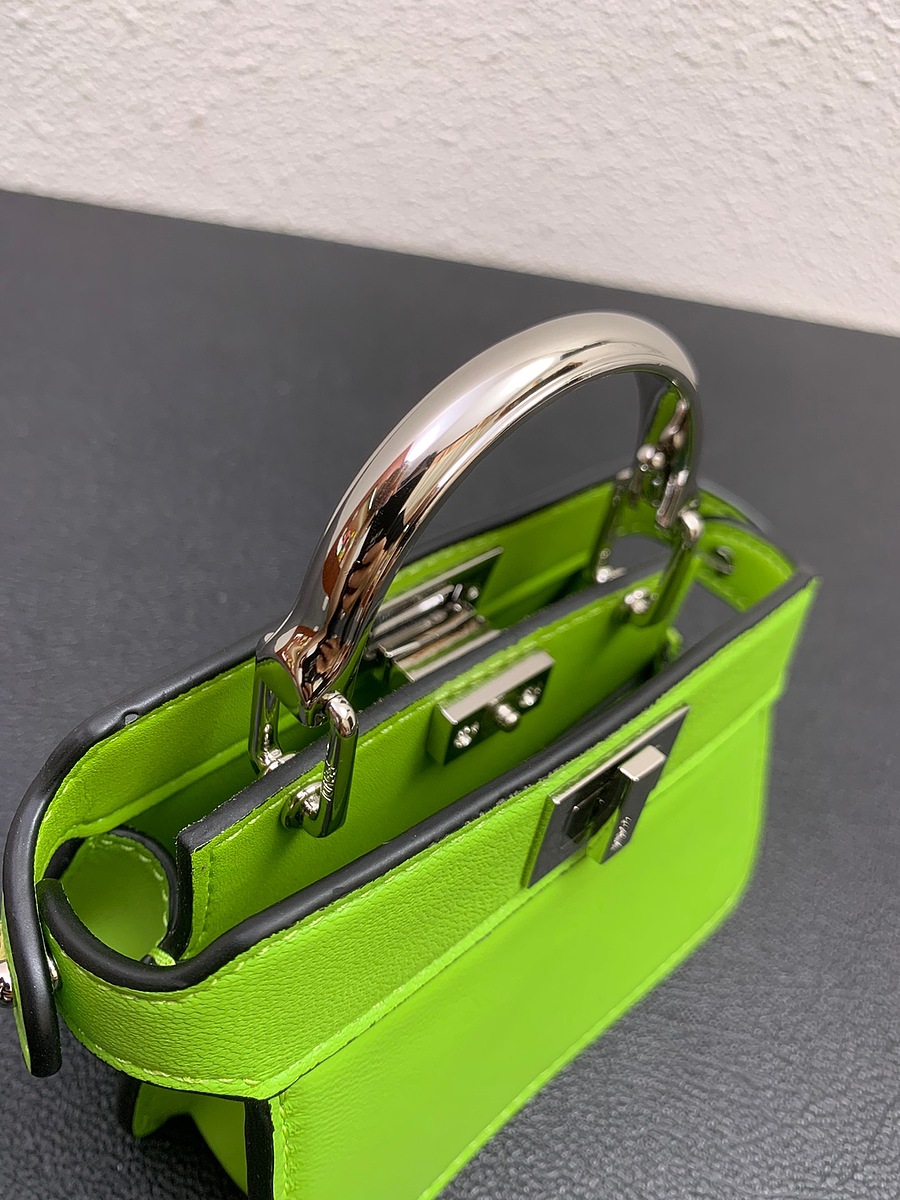 Fendi AAA+ Handbags #523882 replica