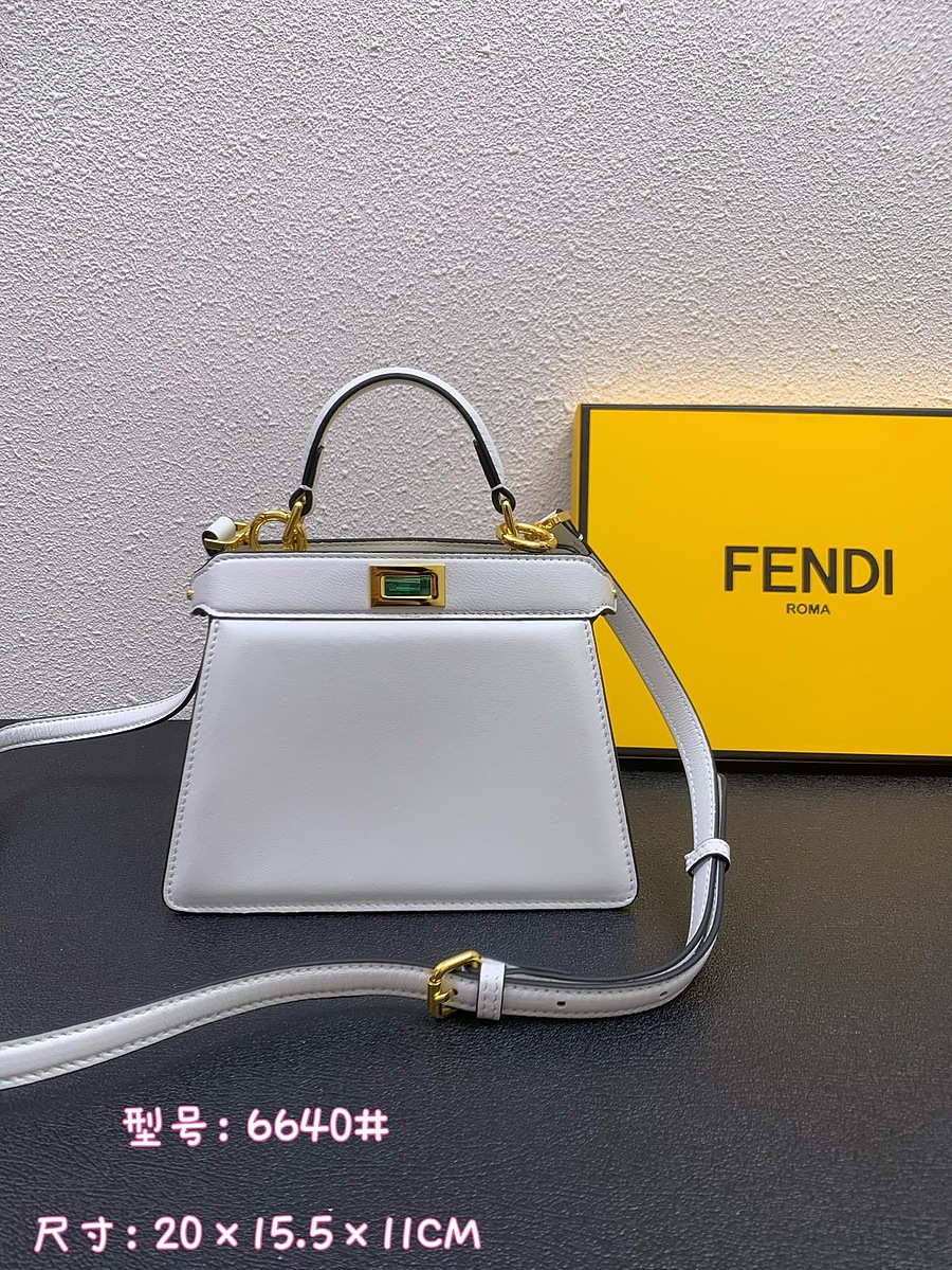 Fendi AAA+ Handbags #523898 replica