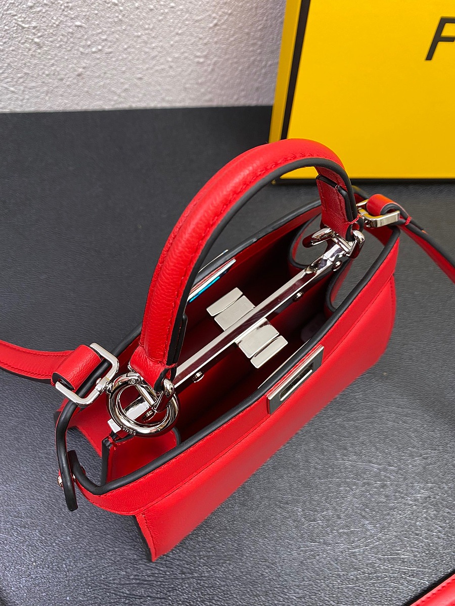 Fendi AAA+ Handbags #523899 replica