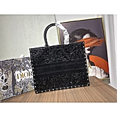 US$137.00 Dior AAA+ Handbags #522652