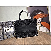US$134.00 Dior AAA+ Handbags #522655