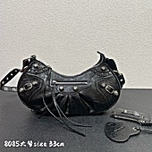 US$153.00 Balenciaga AAA+ Handbags #522735