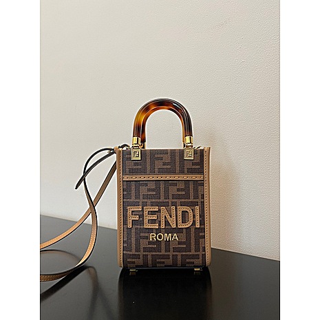 Fendi AAA+ Handbags #528946 replica