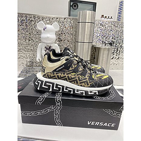 Versace shoes for MEN #530084 replica