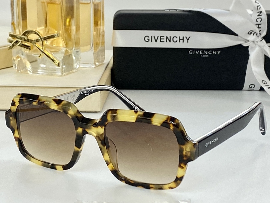 Givenchy AAA+ Sunglasses #528433 replica