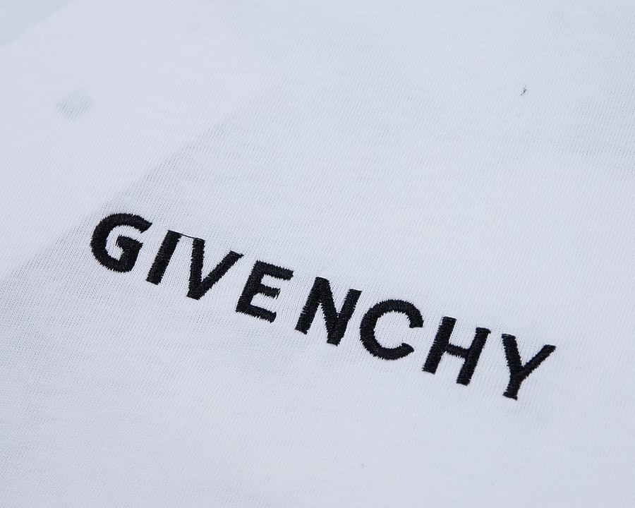 Givenchy T-shirts for MEN #530358 replica