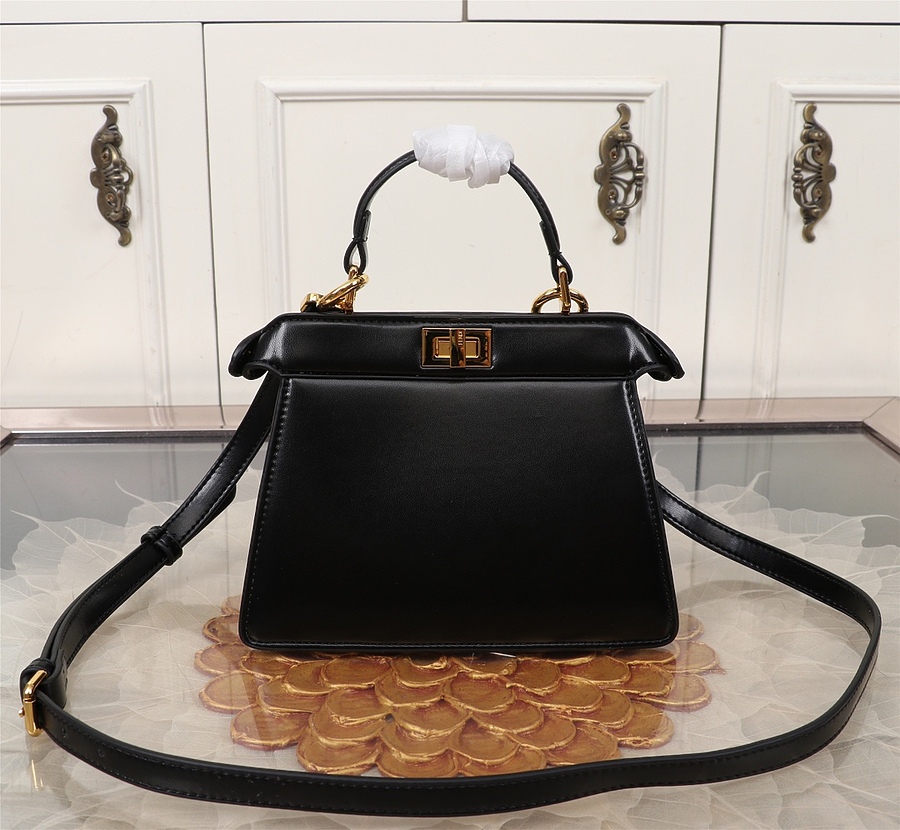 Fendi AAA+ Handbags #530434 replica