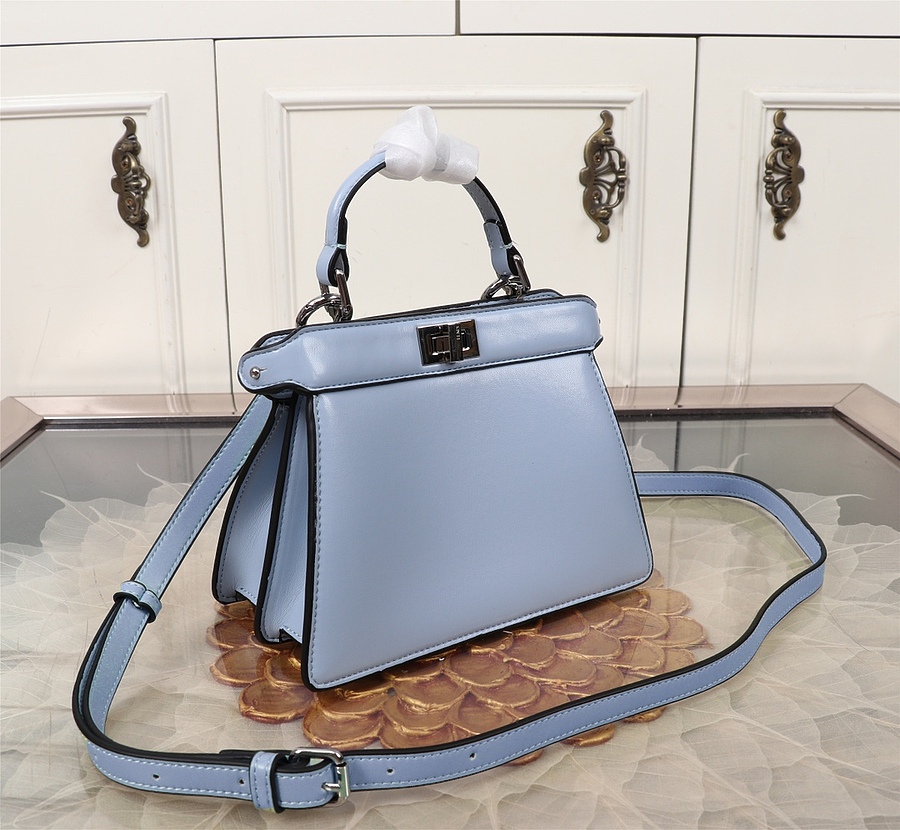 Fendi AAA+ Handbags #530442 replica