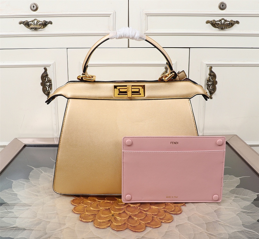 Fendi AAA+ Handbags #530443 replica