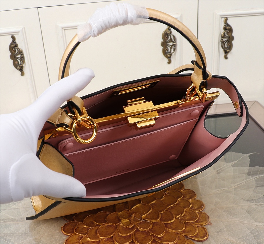 Fendi AAA+ Handbags #530443 replica