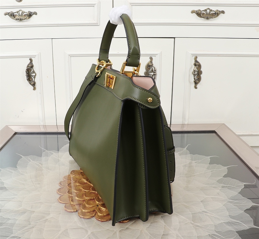 Fendi AAA+ Handbags #530447 replica